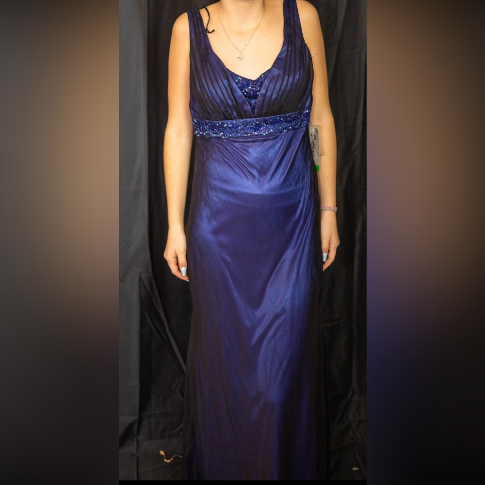 Blue maxi dress prom